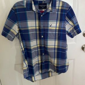 Mens button down American Eagle shirt